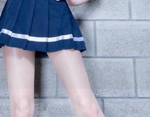 Beautyleg – 更新——当Chris进入教室，所有课本都低调避让