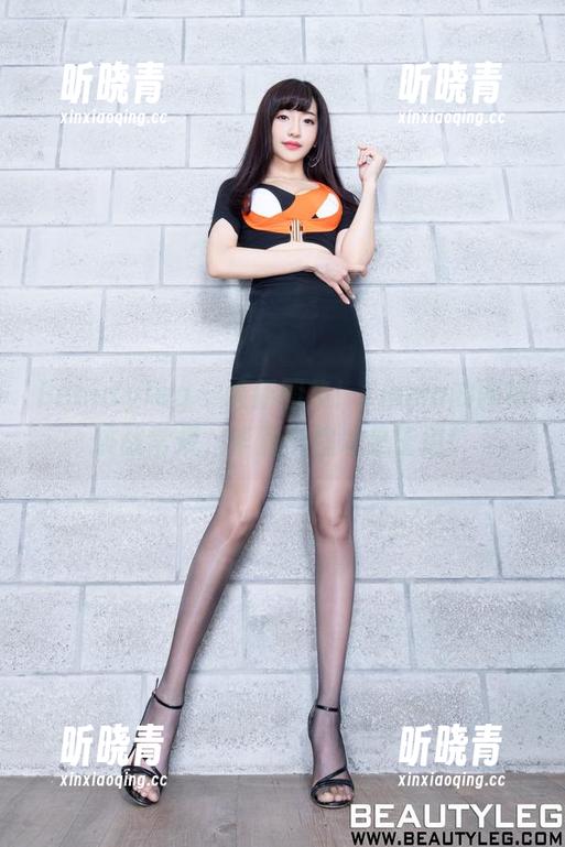 Beautyleg - 最新图集！Emma的网袜挑战常规，毕竟个性才是王道！