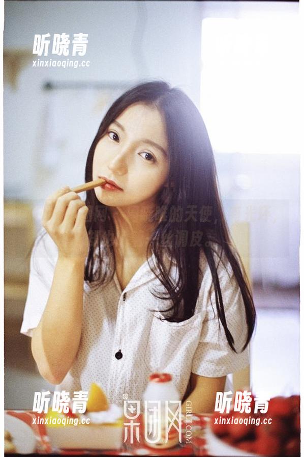 GIRLT果团网-周晓唯 GIRLT果团网 - 周晓唯的天使,有光环,却也透着一丝调皮。