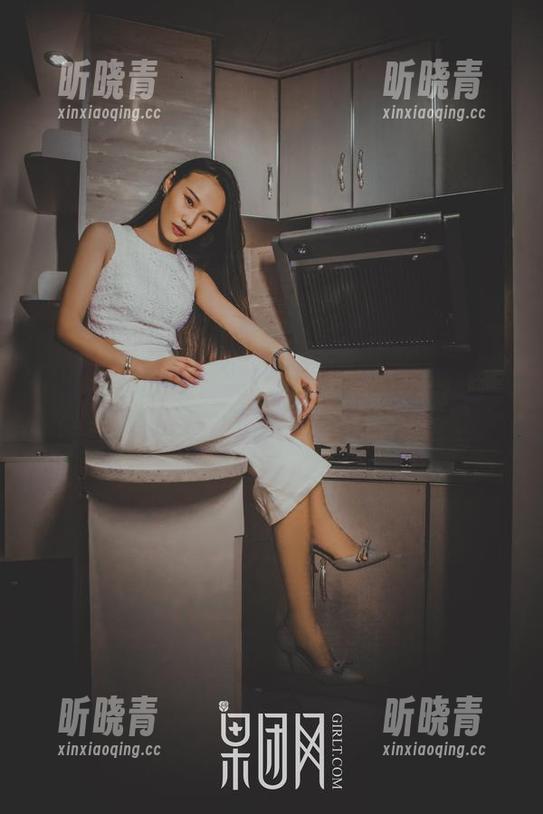 GIRLT果团网-莫雅琪 GIRLT果团网 - 美图不美?莫雅琪和她的白裙让你思考一下!