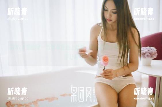 GIRLT果团网-裴希西 GIRLT果团网 - 当裴希西遇上泳装,别说原图分享不够大胆了,直接让我结巴了。
