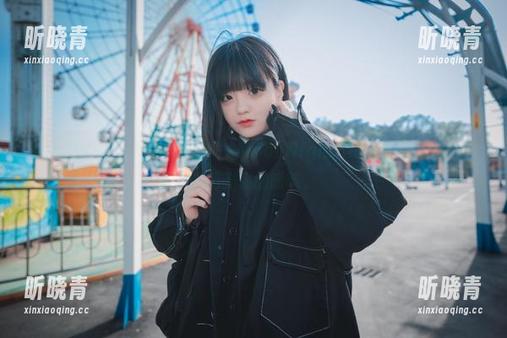 Jenny(정제니)的定制写真，MoonNightSnap中的成熟感，像月光似的暧昧。