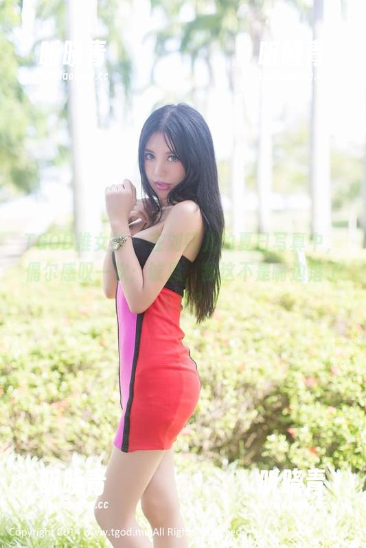 TGOD推女神-刘钰儿 TGOD推女神 - 在刘钰儿的夏日写真中,偶尔感叹一次:诚恳,我这不是嘴边落了点水?