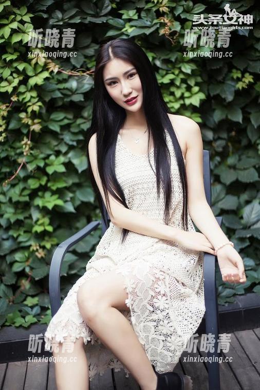 TouTiao头条女神-温心怡 TouTiao头条女神 - 翻开温心怡的角色扮演图片合集,每张都让人感叹‘这也是可以的嘛’!