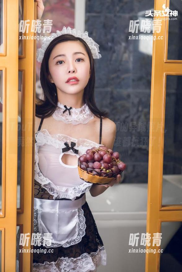 TouTiao头条女神 - 蔡老师的异域照片，竟然可以在这里免费看，谁都疯狂了！