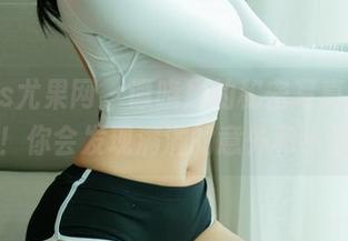 UGirls尤果网 – 谭晓彤的秘密写真集，下载它！你会发现满满的意外和小惊喜！