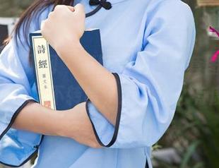UGirls尤果网 – 黛斯羽的黑白套图，真是让人看得目不转睛，怎么这么有魔力？