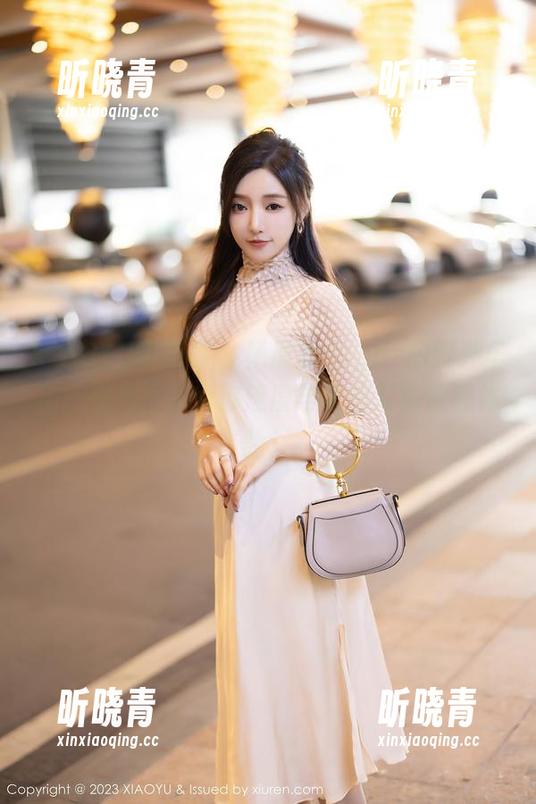 XIAOYU语画界-杨晨晨sugar XIAOYU语画界 - 杨晨晨sugar的野外车拍,图包分享给你速度与美的双重驾驭体验!