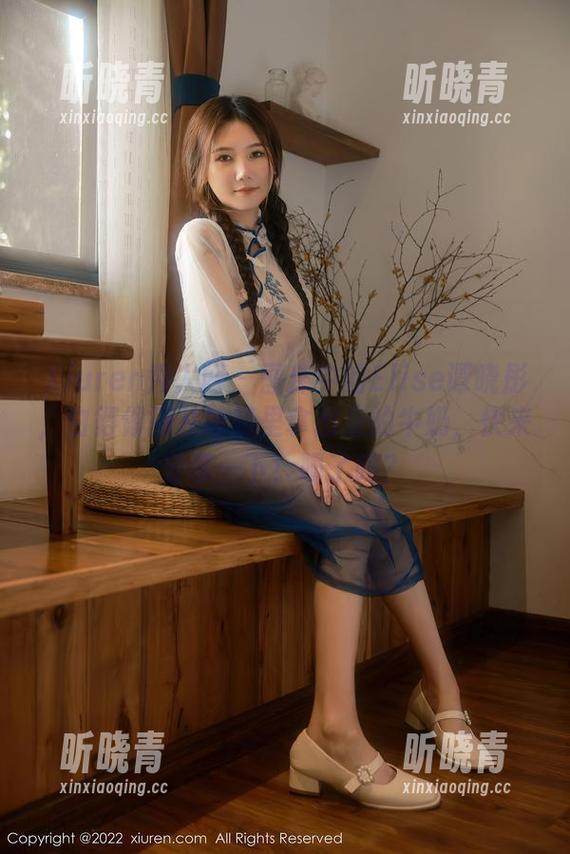 Xiuren秀人网-Elise谭晓彤 Xiuren秀人网 - 图库中的Elise谭晓彤,白得像刚从冰箱里拿出来的牛奶,快来分享一下!喝了吗?