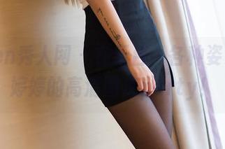 Xiuren秀人网 – 在天台，各种姿势，刘婷婷的高清图库party！