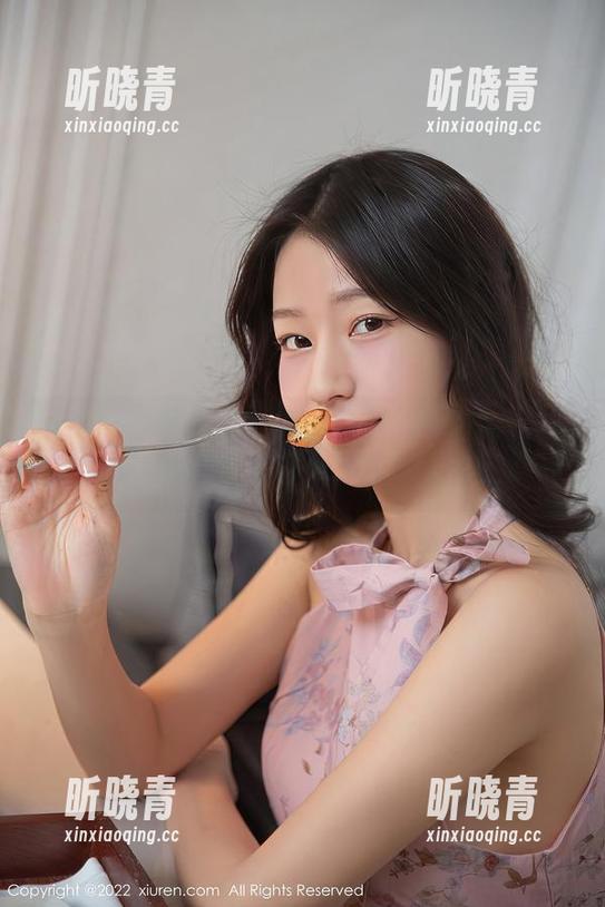 Xiuren秀人网-刘婷婷 Xiuren秀人网 - 看!这是刘婷婷的清纯,原图能让你想到大学校园的青涩。