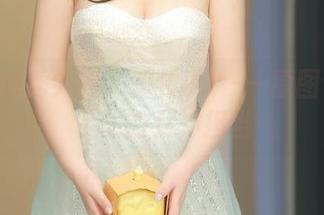 Xiuren秀人网 – 小Kiki——原图也不甘示弱的女神担当