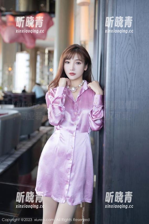 Xiuren秀人网-萝莉悠悠酱 Xiuren秀人网 - 不想上班的萝莉悠悠酱:职业装搭配最新美图,逗趣又可爱!