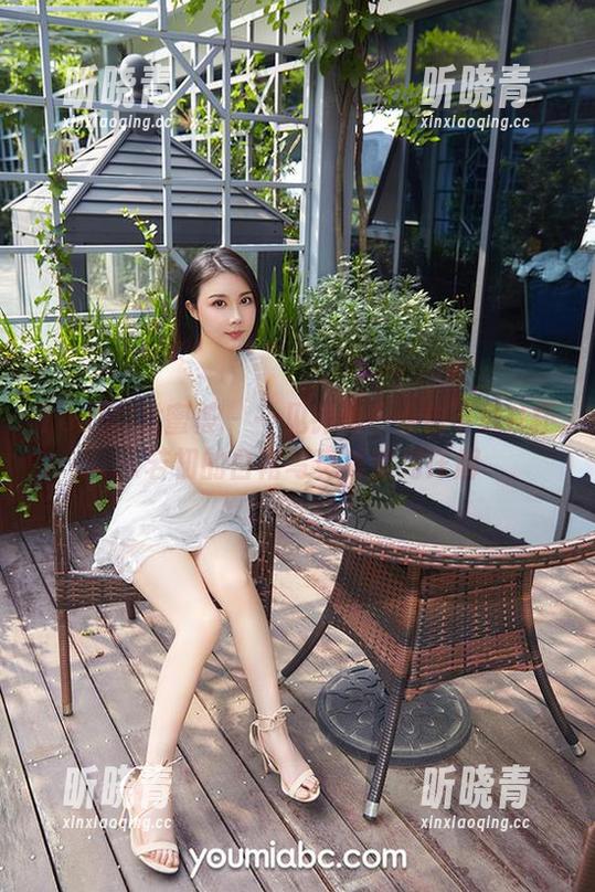 YouMi尤蜜荟 - 一见钟情？点击下载H杯陈若初的白裙写真集案列详解