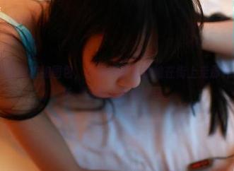 rosi – 小莉的旗袍图包，让我不禁想象她在街上走那种自信的模样，包含一点点妒忌。