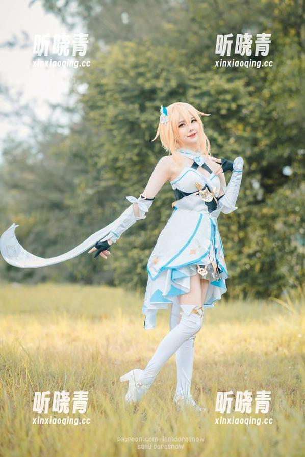 sally多啦雪 sally多啦雪的合集:2025新年,不穿韩服都不好意思出门了吧哈哈。