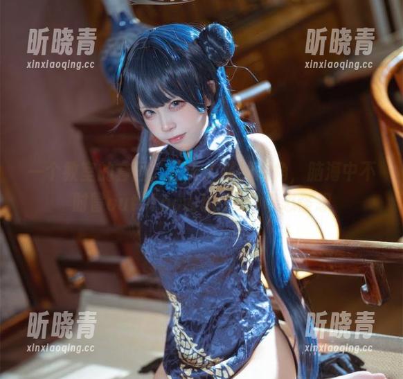一个教室的套图，三无人型的视角，脑海中不时冒outofnowhere的奇思怪想