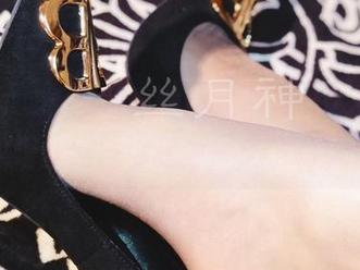 微密圈 – 把这组原图收藏起来！丝月神的豹纹蕾丝网袜可是独一无二的风景。