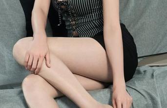丽柜 – 小唐的肉丝写真，难道是为了给我们秀美腿吗？