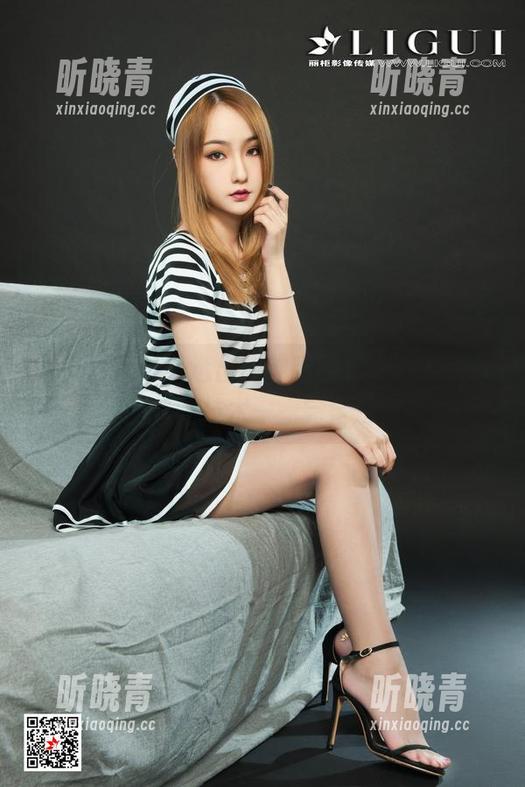 丽柜 - 从夏日选出的钟晴图包，配方就像我的驾驶技术——完全没有！