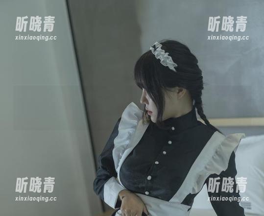 一见倾心的在线作品：今汐穿上OL制服，谁还需要上班打卡！