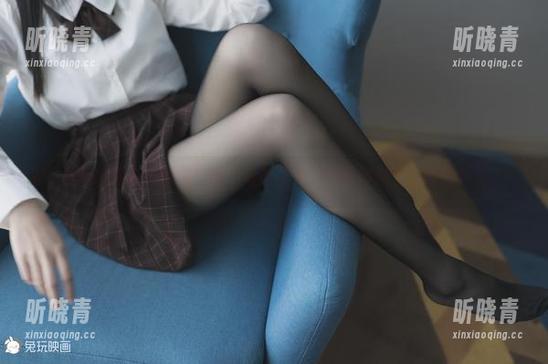 兔玩映画在线图集：穿上体操服后，我和蓝裙子的微妙关系
