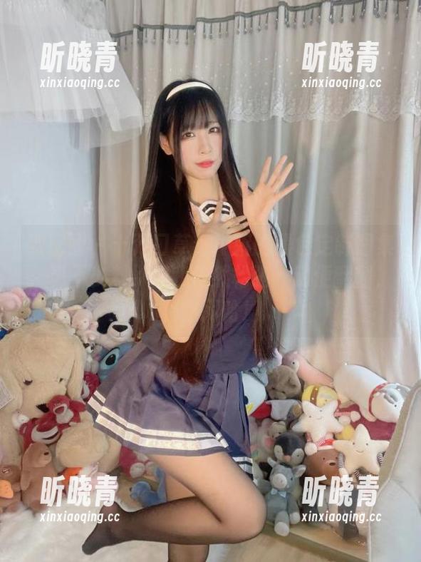 十万口草莓粥粥 微密圈 - 十万口草莓粥粥的黑色定制图集,真不少料,但我依然松弛,随便翻翻,看热闹哈!