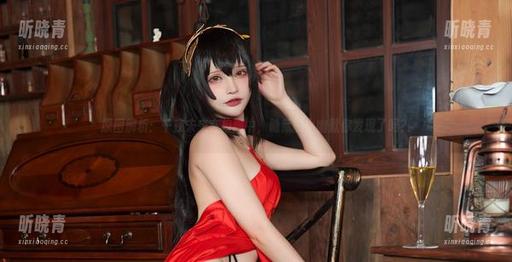 原图解析：千夜未来在校服中，隐藏的小幽默你发现了吗？