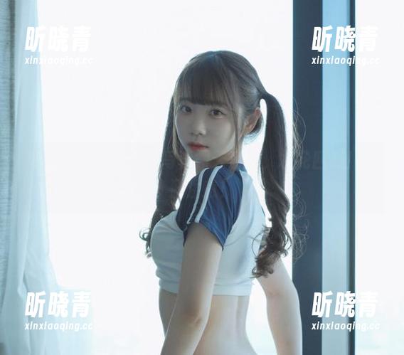 可可小白兔的泳池写真露天派对，水花四溅！资源注意！