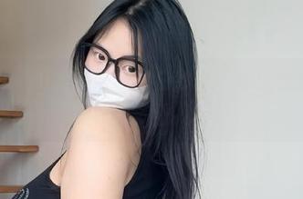微密圈 – 可爱的肉巴的白纱吊带黑丝合集，保证让你多看几眼！