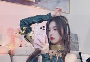 随便说说，小小奶瓶儿的女孩写真，快来下载？
