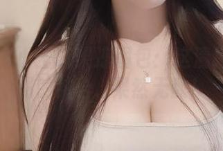 微密圈 – 小玉吃果冻图包：这清纯与巨无霸的结合…果然无敌！