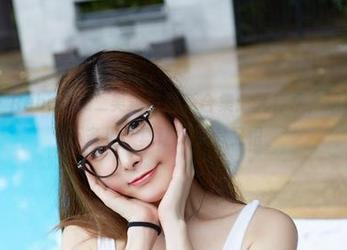 尤物馆 – Rebecca_吴颖茵最新合集：死库水，这种风格可不多见，真让人又爱又恨。