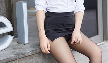 尤蜜荟 – 有些私房图包，看了YOYO优优的自拍才懂什么叫震撼！