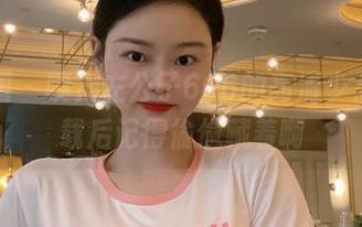 微密圈 – 咦？左公子666的高清少女，下载后记得偷偷藏着啊