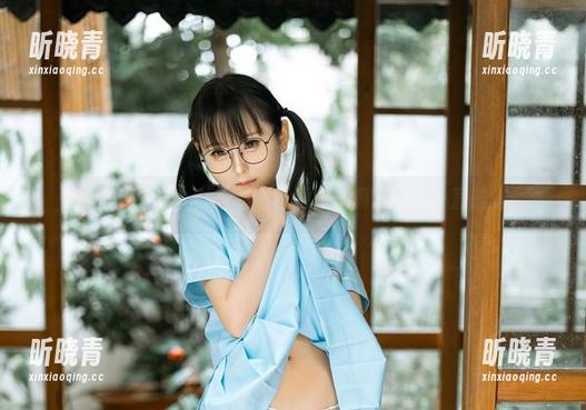 作品里的女神：幼水铃衣的图包，真是让我一直戳屏！