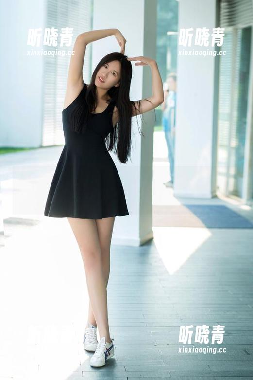 推女郎 - 王依萌全套睡衣：最会混搭的宅女，居然啥都能凹！