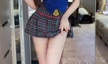 推女郎 – 胡允儿的私拍图集——白色的轻盈梦游记
