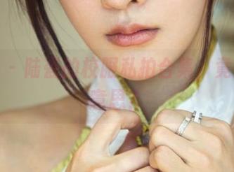 推女郎 – 陆瓷的校服私拍合集，竟然有点意思？
