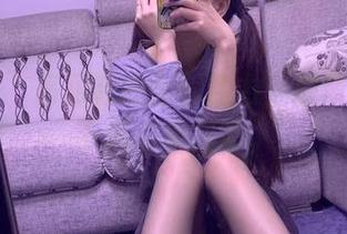 微密圈 – 高跟鞋的全套魔力，提袜少女的下载必看指南。