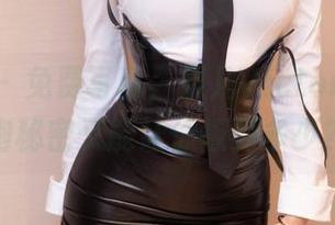 微密圈 – 免费写真，果儿Victoria的旗袍秘密又能让你撩到多少？