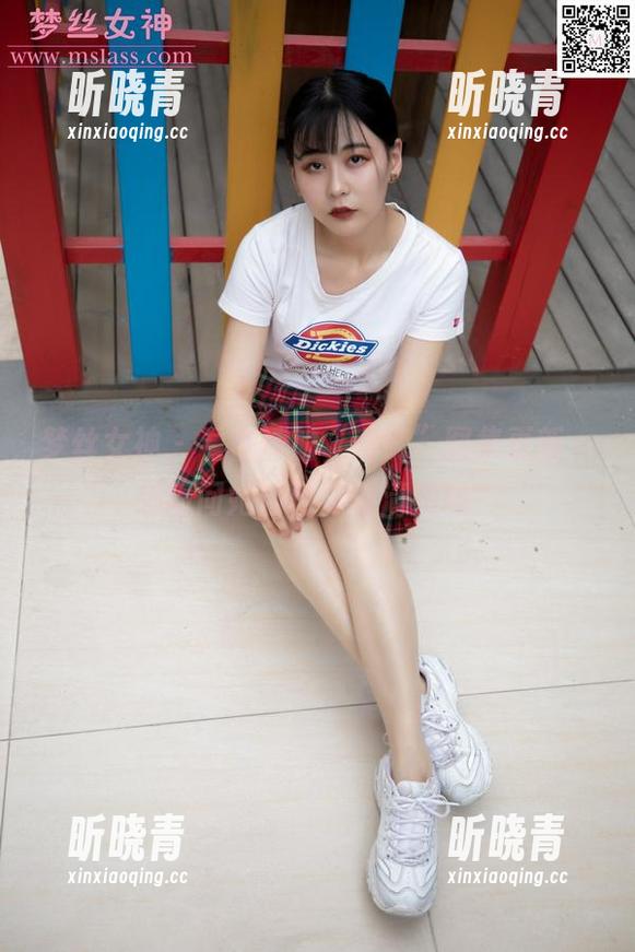 梦丝女神 - 看香萱的“清纯”图集更新，想问问她自己觉得清纯吗？