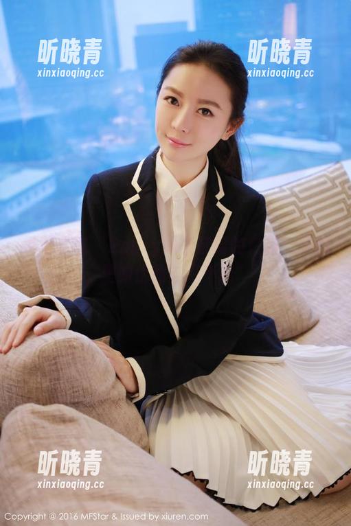模范学院 - Emily顾奈奈酱的白裙：原图里的优雅与“不羁”