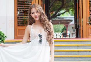 爱蜜社 – 在镂空的边缘游荡——乐乐Mango的写真分享时刻