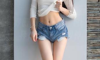 爱蜜社 – 妤薇Vivian的图包：天使的模样，调皮的小眼神