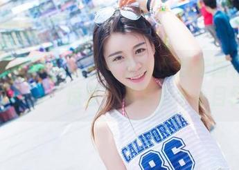 爱蜜社 – 李李七七喜喜的女孩套图精选：让你觉得‘惊喜’其实是个小目标！