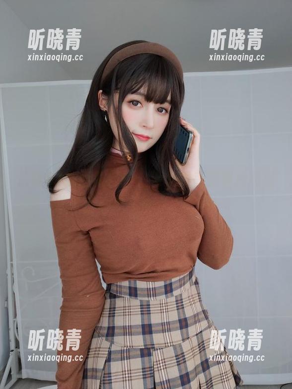 白银81 白银81的西服自摄,没想到高清照片会如此直击心灵(哈哈,是吗)。