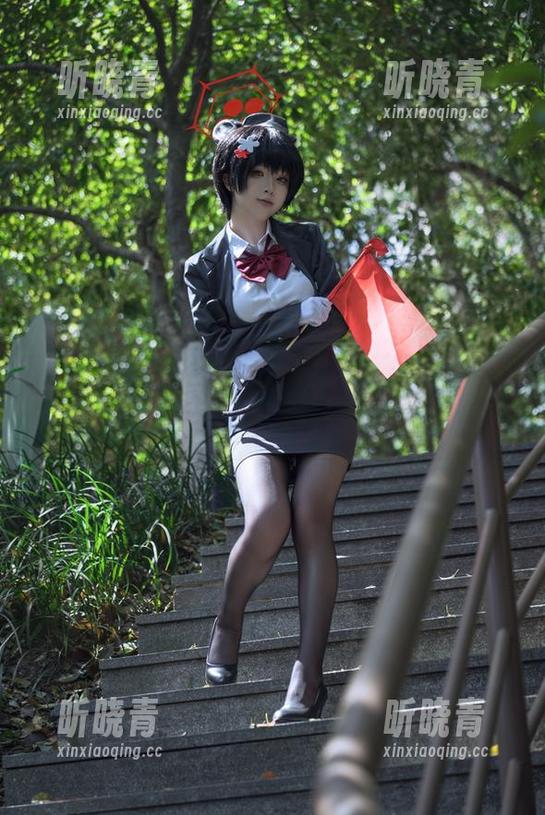 矢量鱼连发！最新小美人鱼赛莲套图，海底偶遇大章鱼？