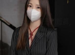 秀人网 – 看Elise谭晓彤的短裤，图片里总藏着些趣事！