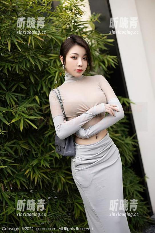 秀人网 - 原图解锁：陈怡曼coco的吊带穿搭，我居然想试试了！